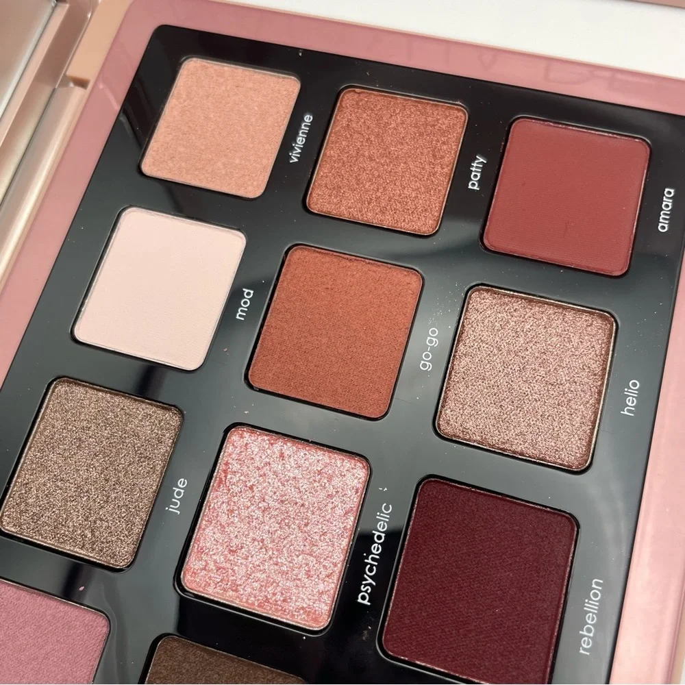 NATASHA DENONA | Retro Palette (Brand New!) 💘✨ - Picture 6 of 9